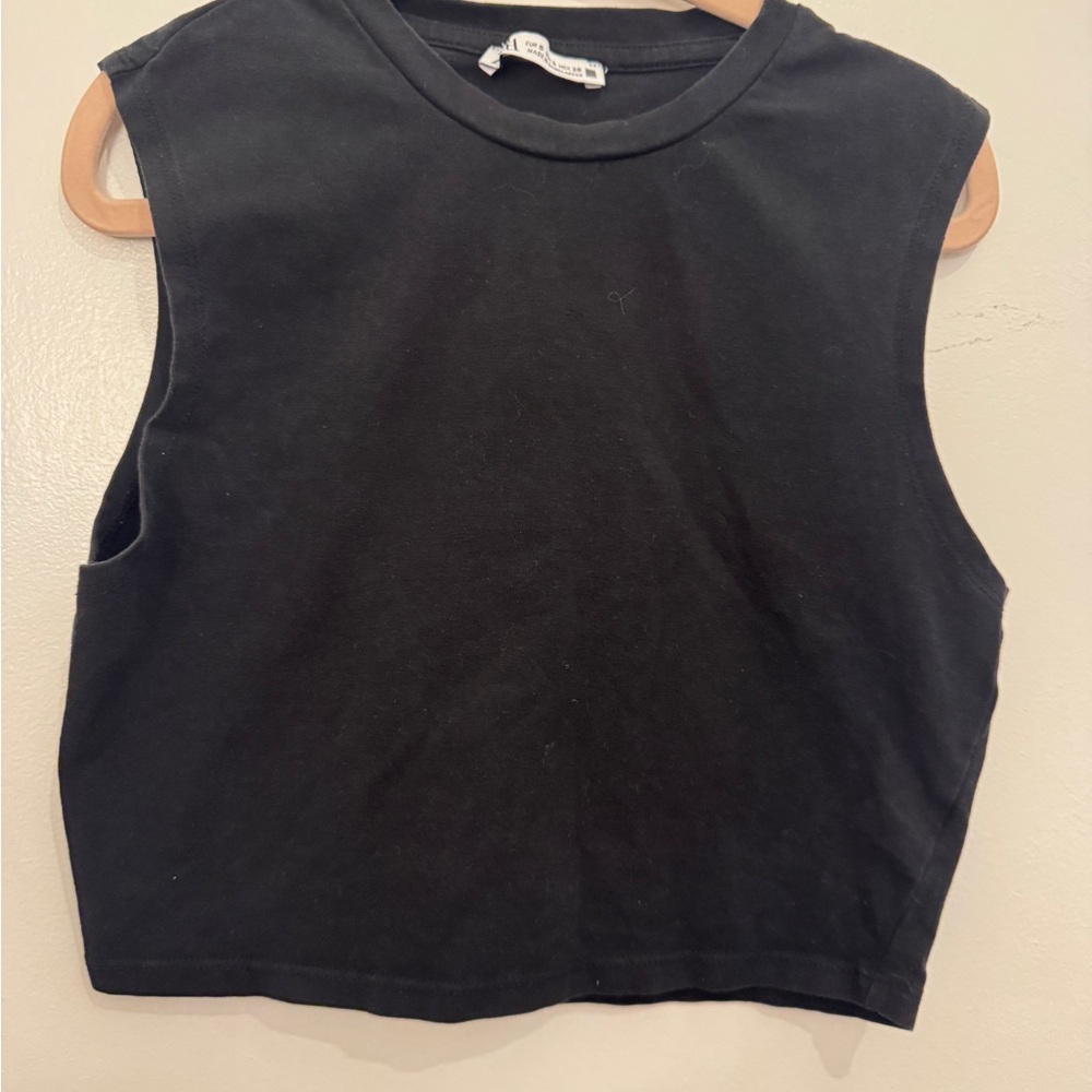 Zara Black Crewneck Tee